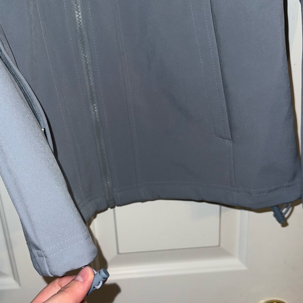 Columbia Soft Gray Fleece Ski/Snowboard/Hiking Waterproof Coat - Picture 5 of 15
